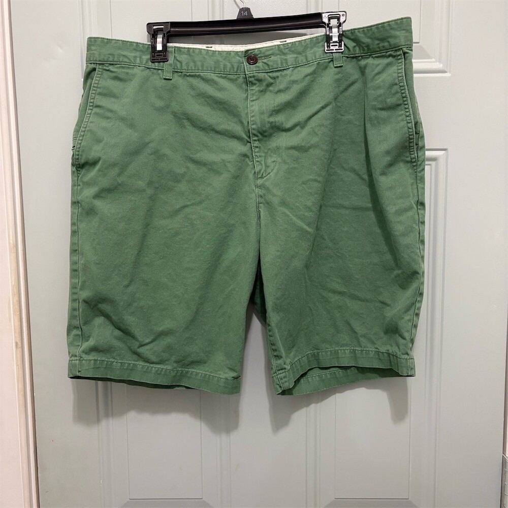Dockers Chino Shorts Mens Size 40 Green Solid Flat Front Belt Loops